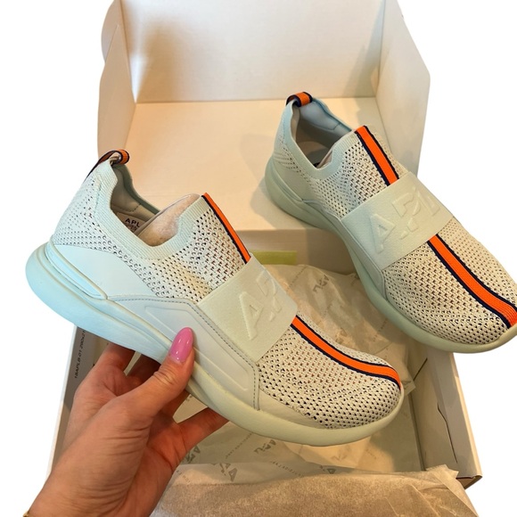 APL Women's Techloom Bliss Sneaker Lightweight Running Shoe Gulf Blue Sz 8 NEW - Picture 6 of 9